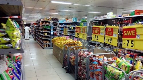 personal shopper at grocery store